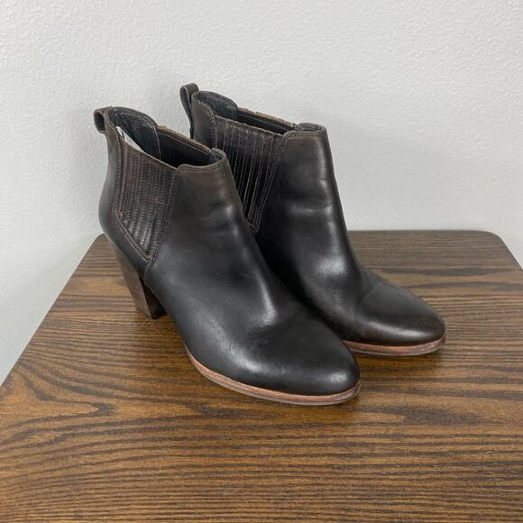 UGG Australia Poppy Boots Size 10 - Picture 2 of 9